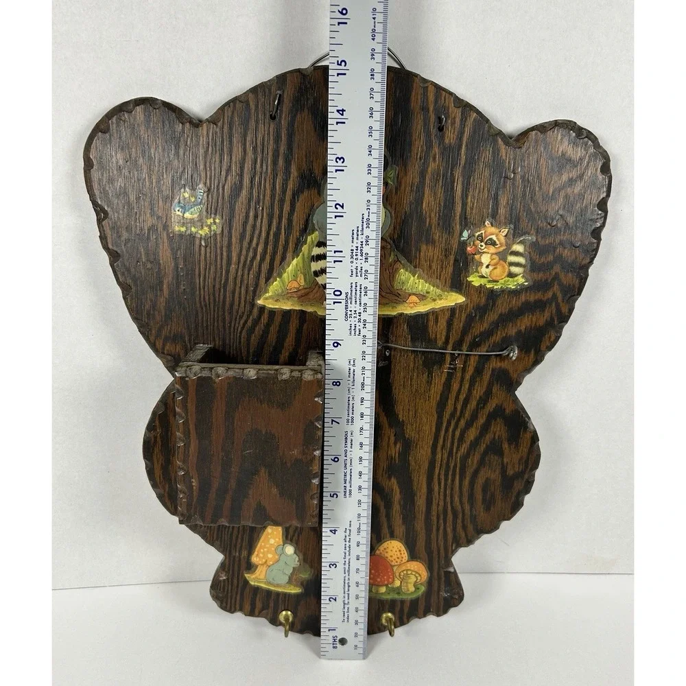 VTG MCM Rustic Wood Wall Mail Holder Key Hooks Mushroom Raccoon Woodland 80s 15